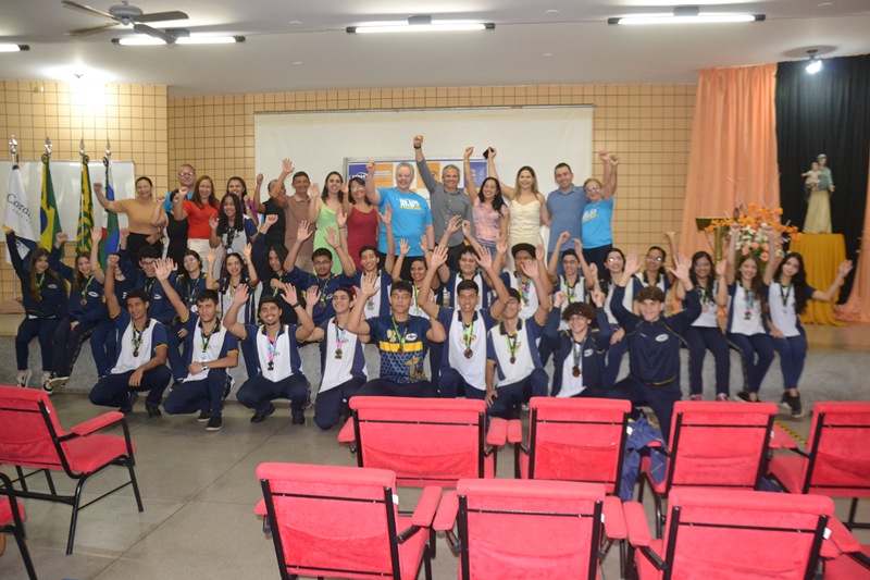 FA-IMG-5db055f029e014bd488f.jpg