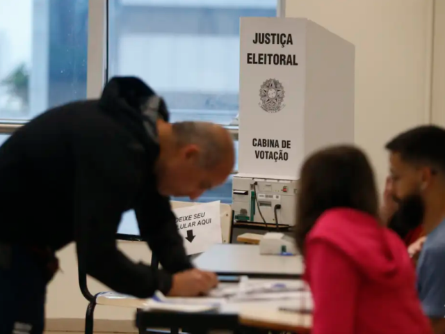 NÚMERO DE ELEITORES COM MAIS DE 60 ANOS CRESCE 74% E ULTRAPASSA 36 MILHÕES NO BRASIL